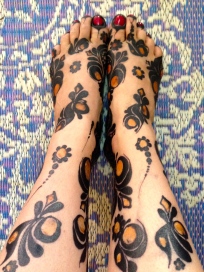 Finished henna on ze feet